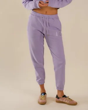 CARE Classic Sweatpants - Lilac