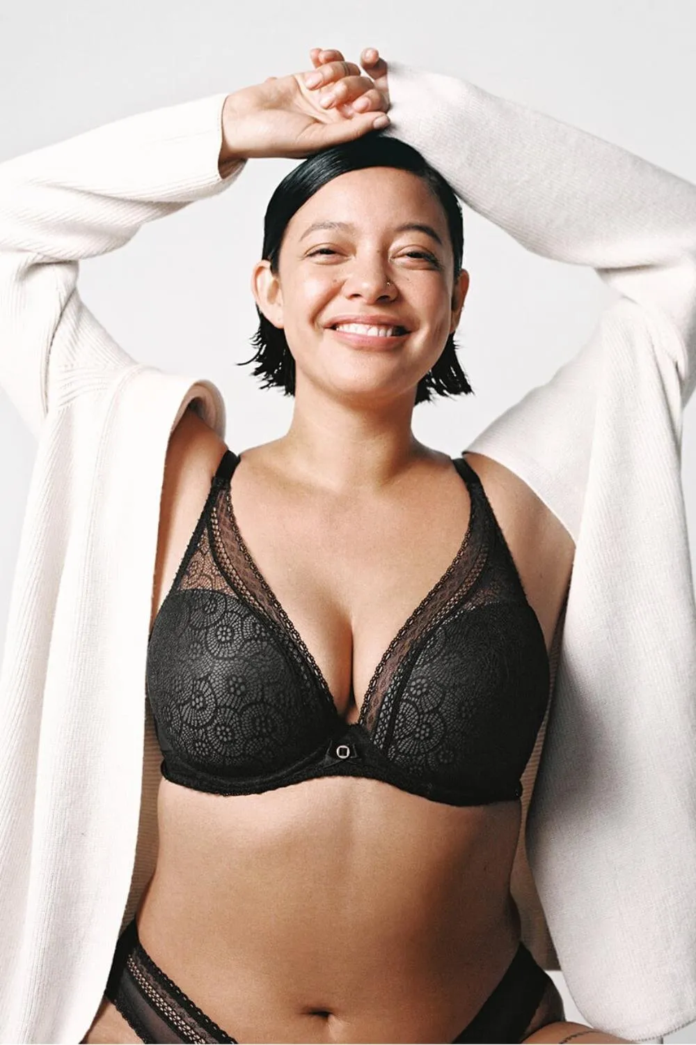 Chantelle Festivité Lace Plunge Bra, Black (C3682)